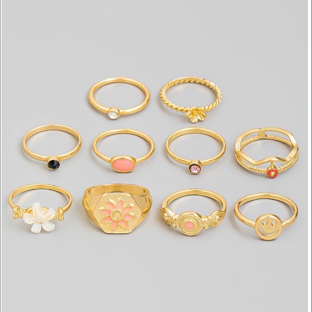 Assorted Flower Ring Set